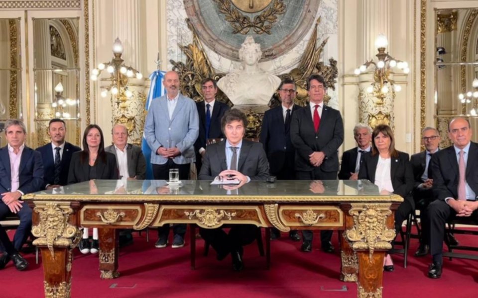 AGUANTE MILEI YO TE BANCO.jpg